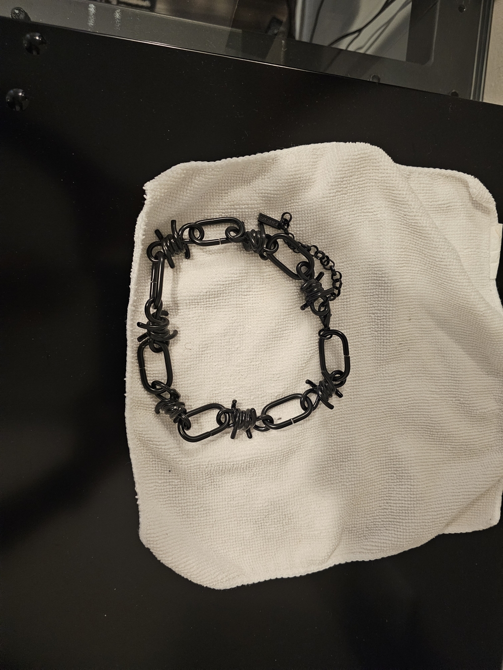 Black Barbed Wire Link Choker